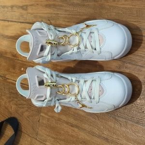 Women's Jordan 6 Retro Gold Hoops White/Metallic Gold (DH9696-100)